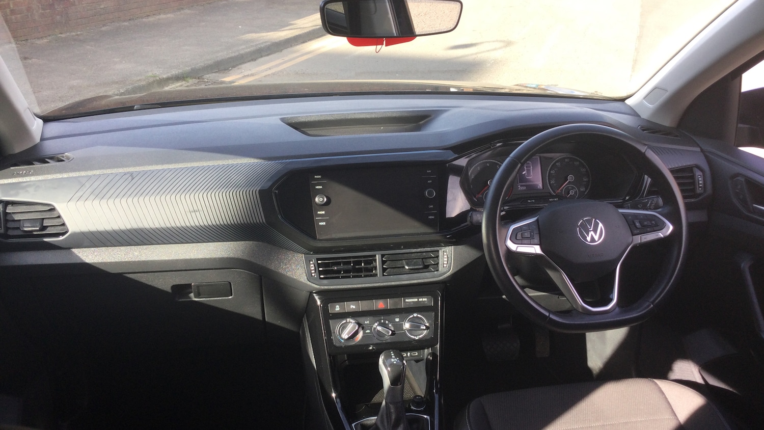 Used Volkswagen T-Cross 2021 for sale - 77893228: Photo 10