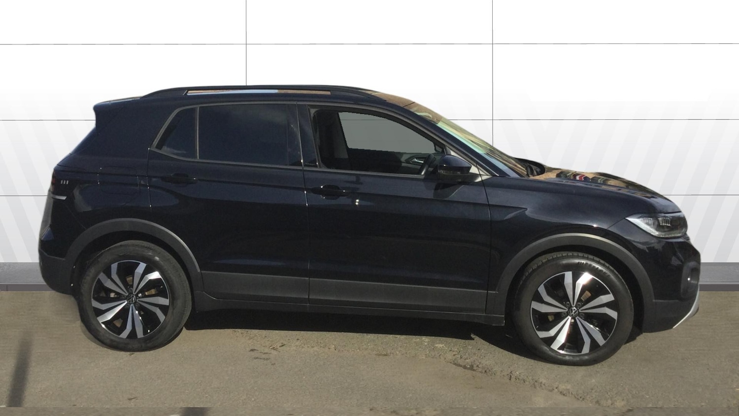 Used Volkswagen T-Cross 2021 for sale - 77893228: Photo 5