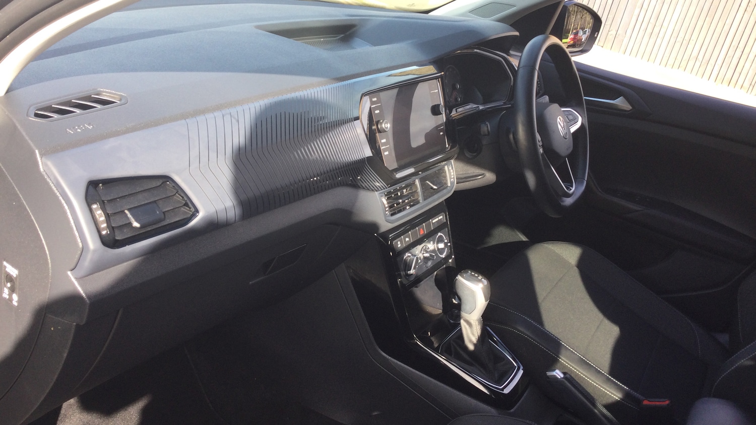 Used Volkswagen T-Cross 2021 for sale - 77893228: Photo 9