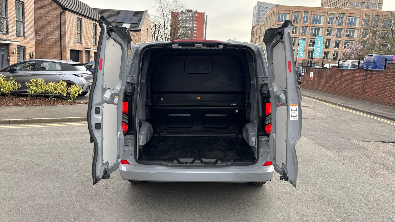 Used Ford Transit Custom 2025 for sale - 77996906: Photo 3