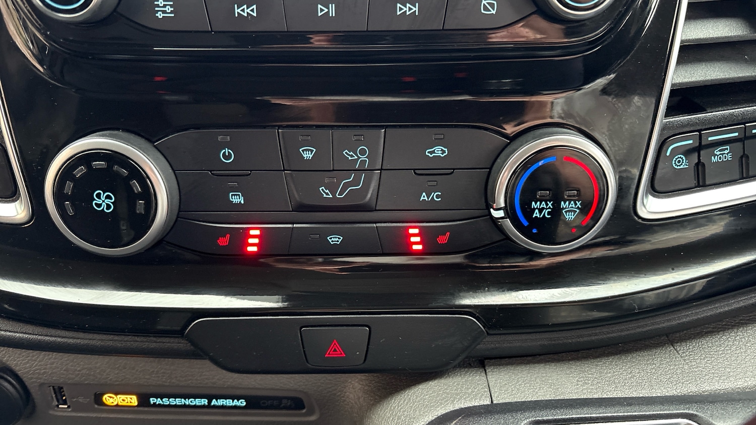 Used Ford Transit Custom 2023 for sale - 76299285: Photo 25