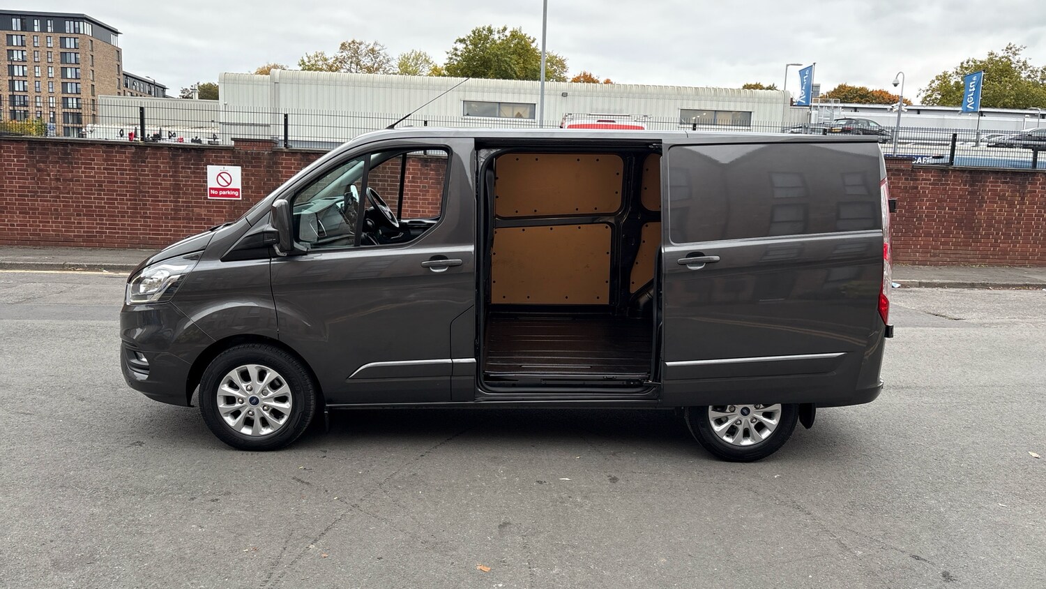 Used Ford Transit Custom 2023 for sale - 76299285: Photo 36