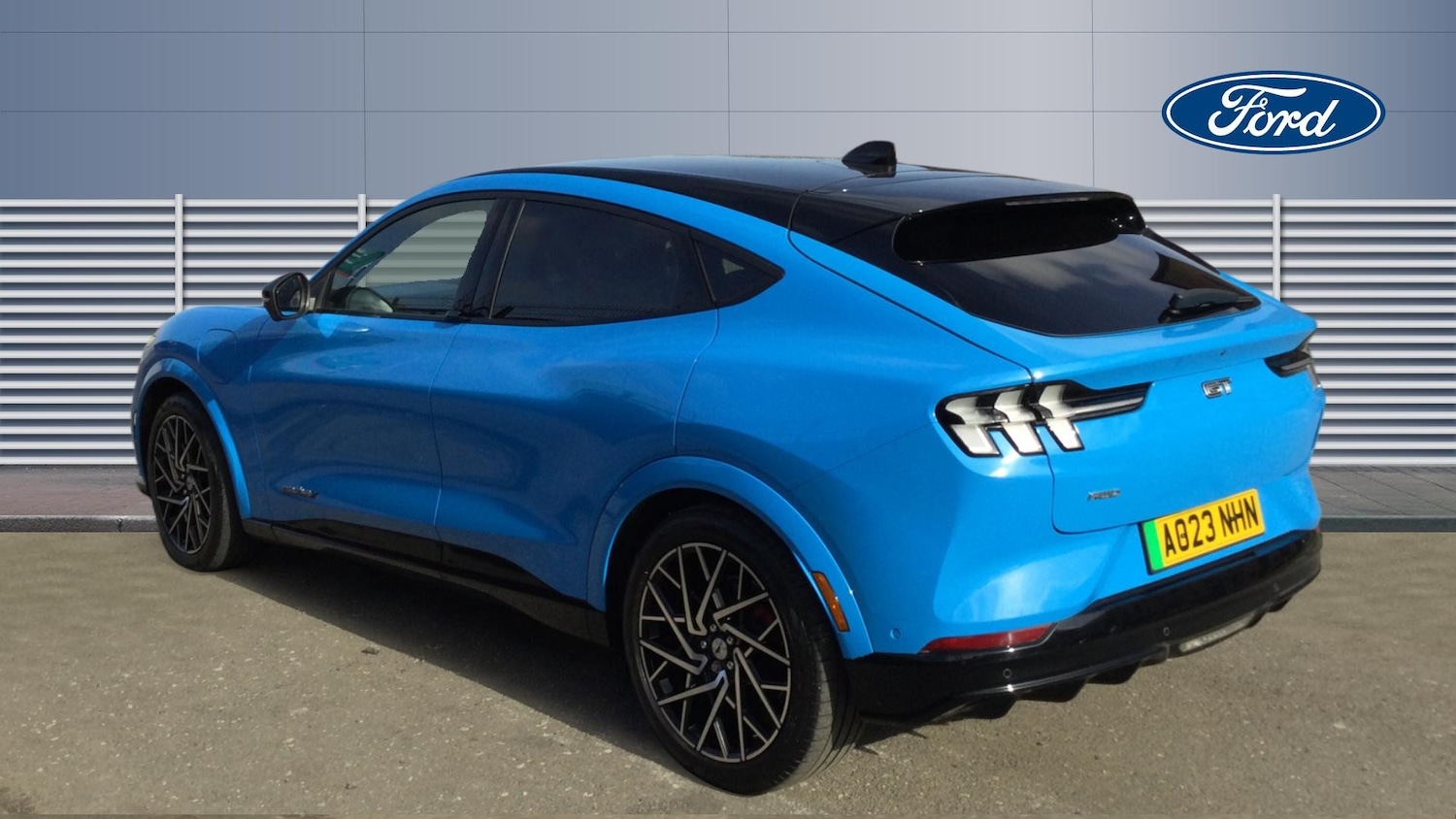 Used Ford Mustang Mach-E 2023 for sale - 77675340: Photo 2