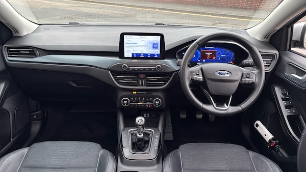 Used Ford Focus 2021 for sale - 76232277: Photo 10