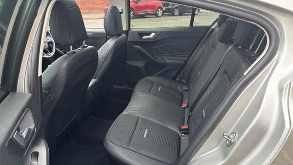 Used Ford Focus 2021 for sale - 76232277: Photo 16