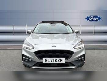 Used Ford Focus 2021 for sale - 76232277: Photo 3