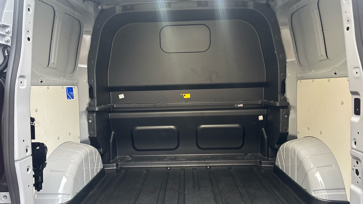 Used Ford Transit Custom 2025 for sale - 76541286: Photo 12