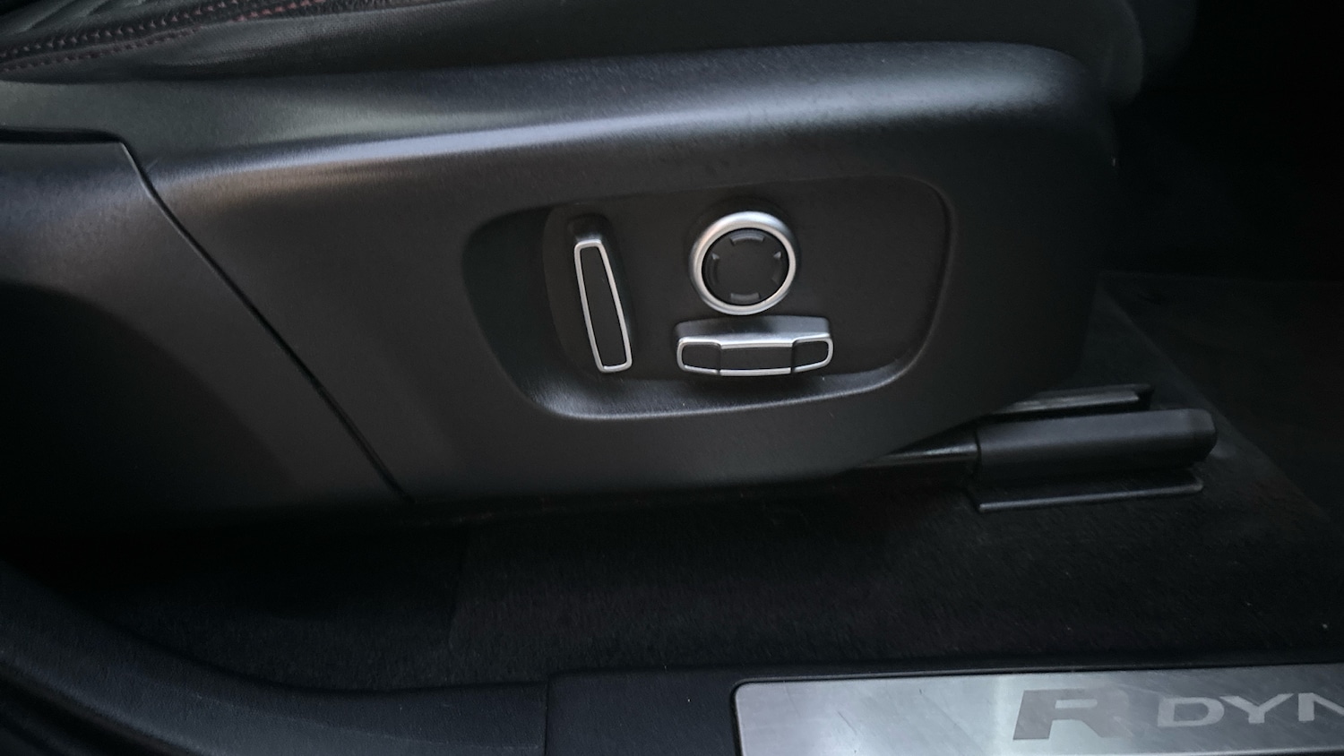 Used Land Rover Discovery Sport 2021 for sale - 76766853: Photo 31