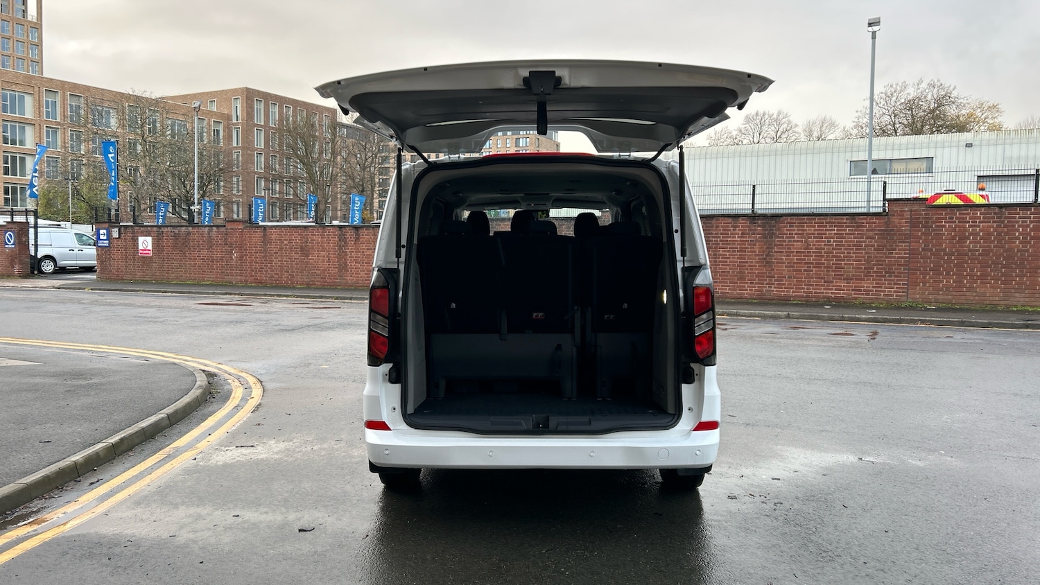 Used Ford Tourneo Custom 2026 for sale - 78155273: Photo 3