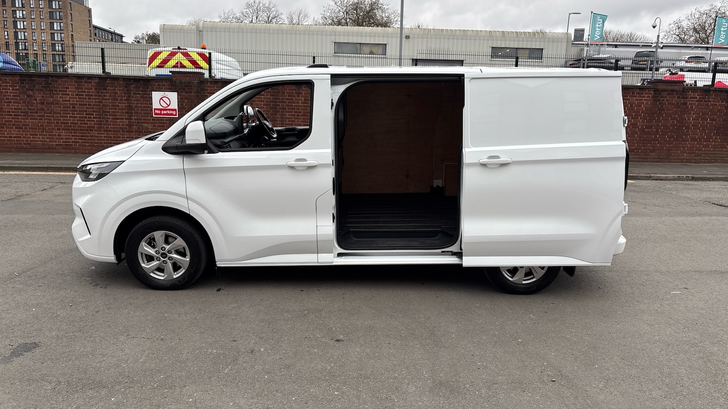 Used Ford Transit Custom 2024 for sale - 77687922: Photo 36