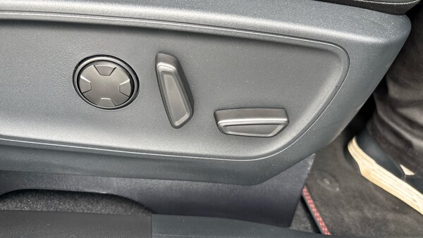Used Ford Kuga 2025 for sale - 75453888: Photo 37