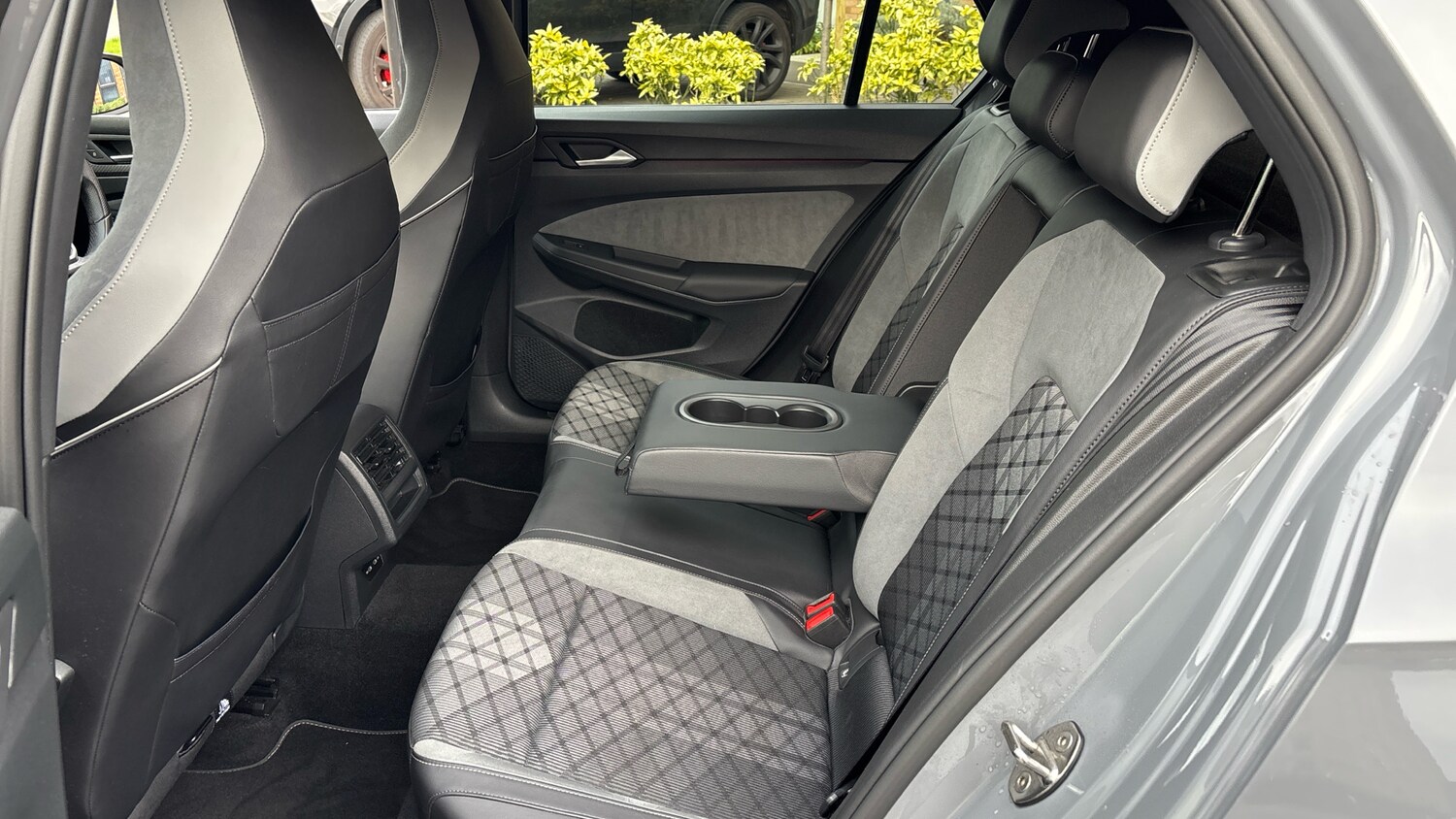 Used Volkswagen Golf 2022 for sale - 76352432: Photo 40