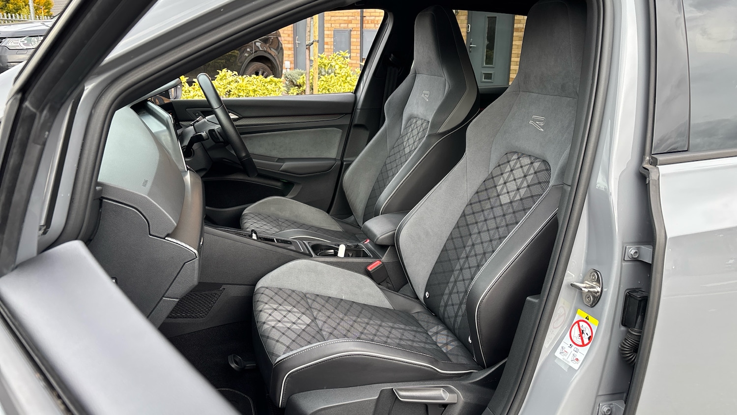 Used Volkswagen Golf 2022 for sale - 76352432: Photo 42