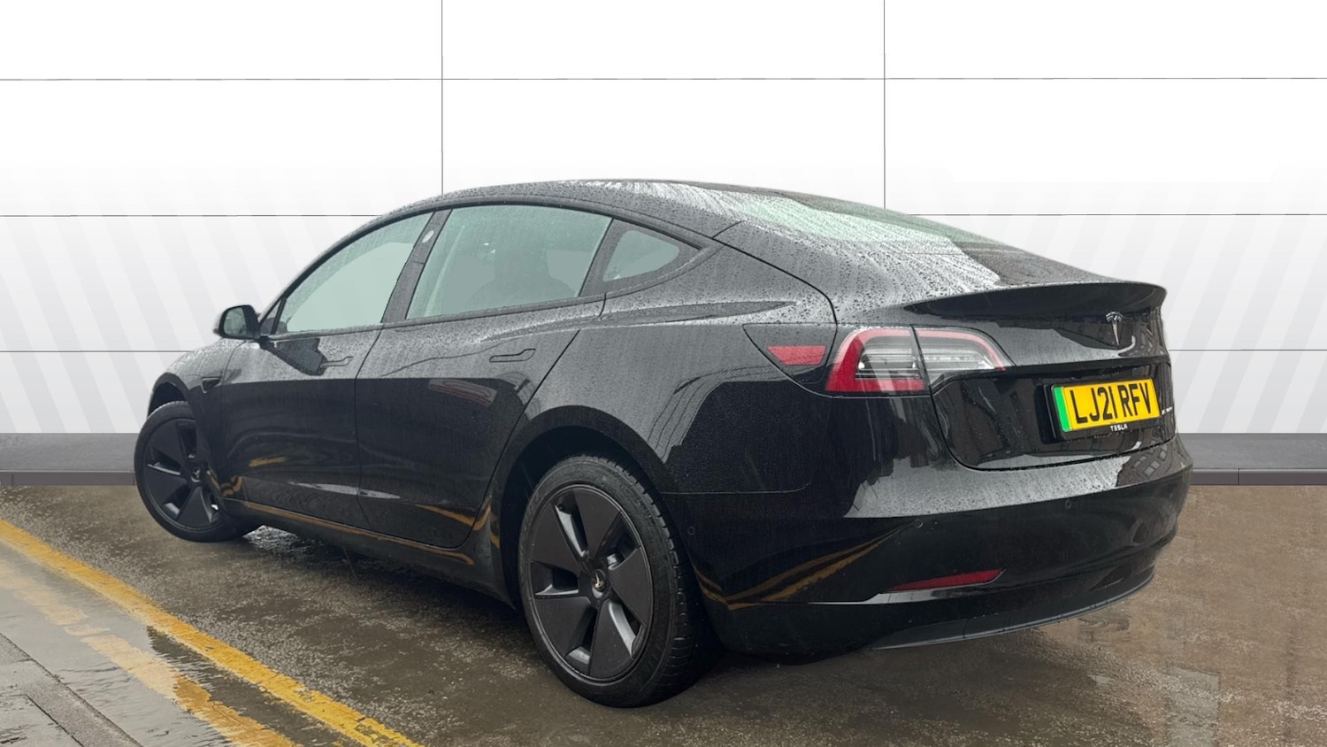 Used Tesla Model 3 2021 for sale - 77461127: Photo 2
