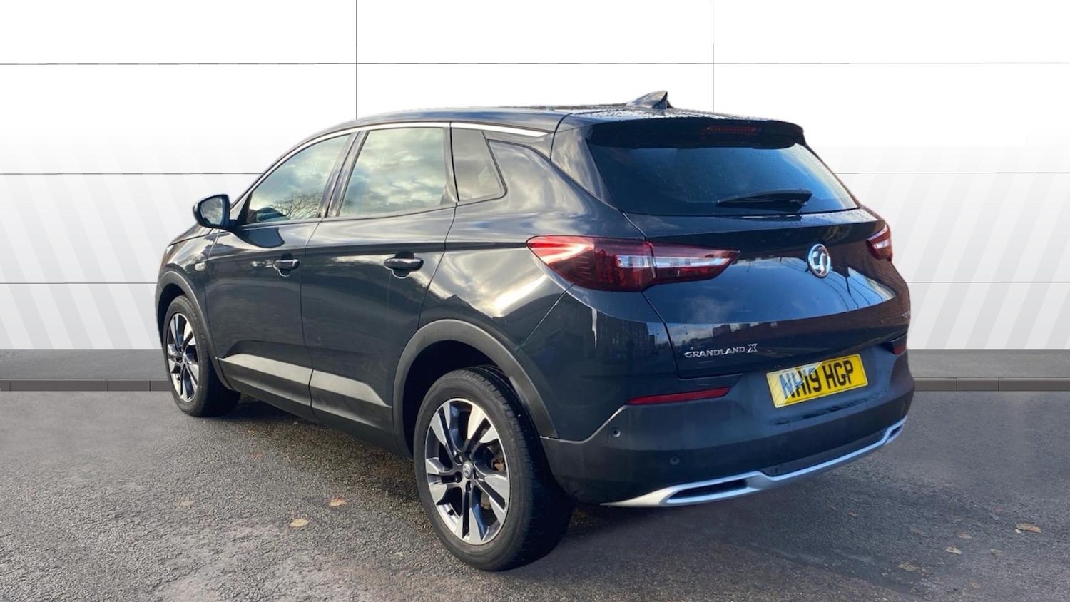 Used Vauxhall Grandland X 2019 for sale - 76444340: Photo 2