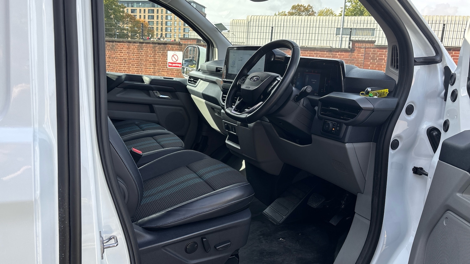 Used Ford Transit Custom 2024 for sale - 76143080: Photo 6