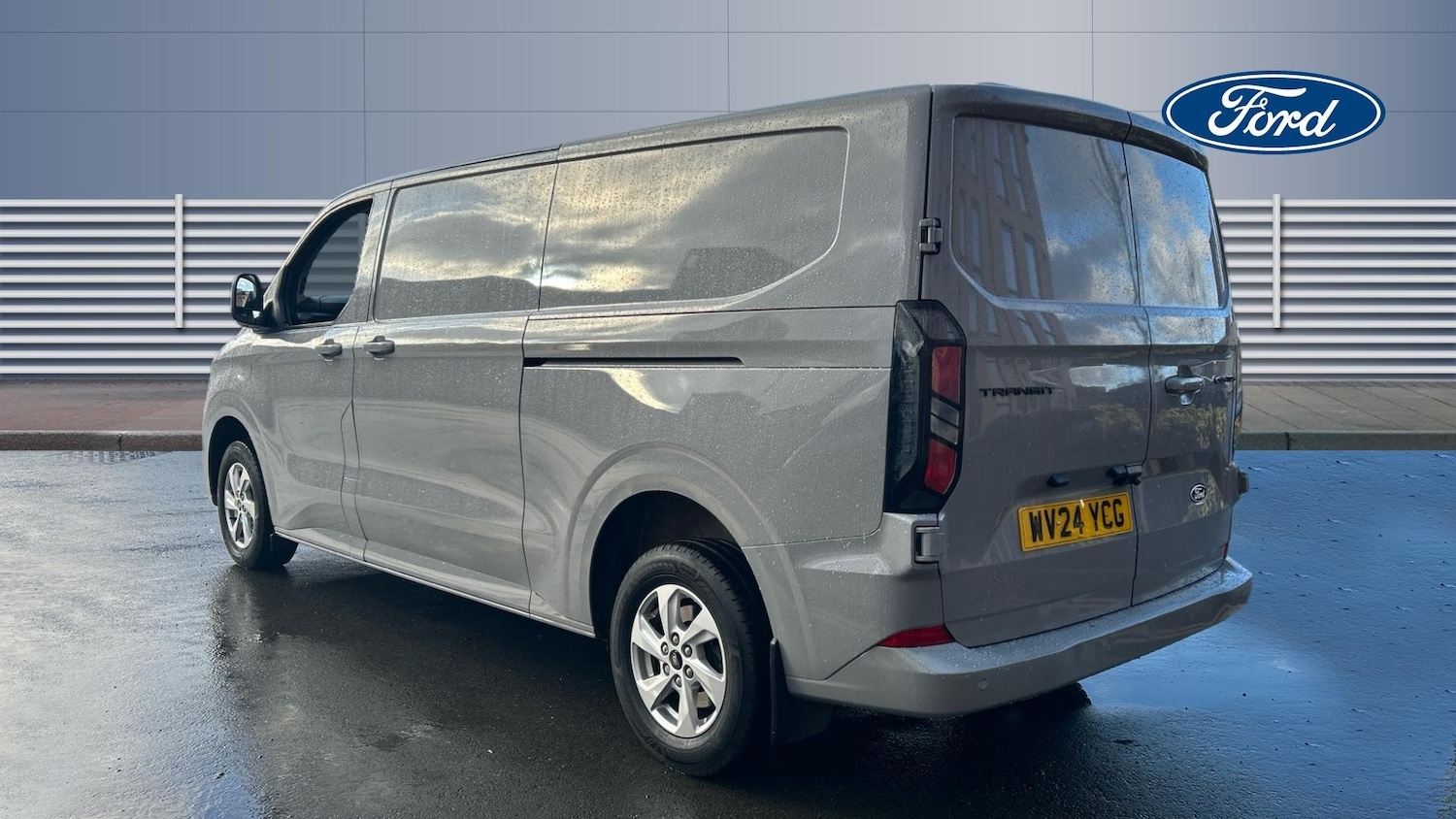 Used Ford Transit Custom 2024 for sale - 77629212: Photo 2