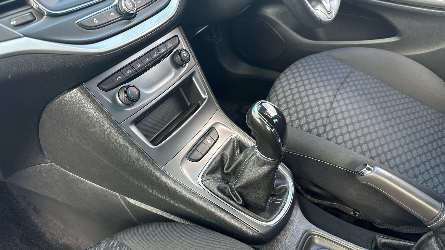 Used Vauxhall Astra 2019 for sale - 76366271: Photo 13