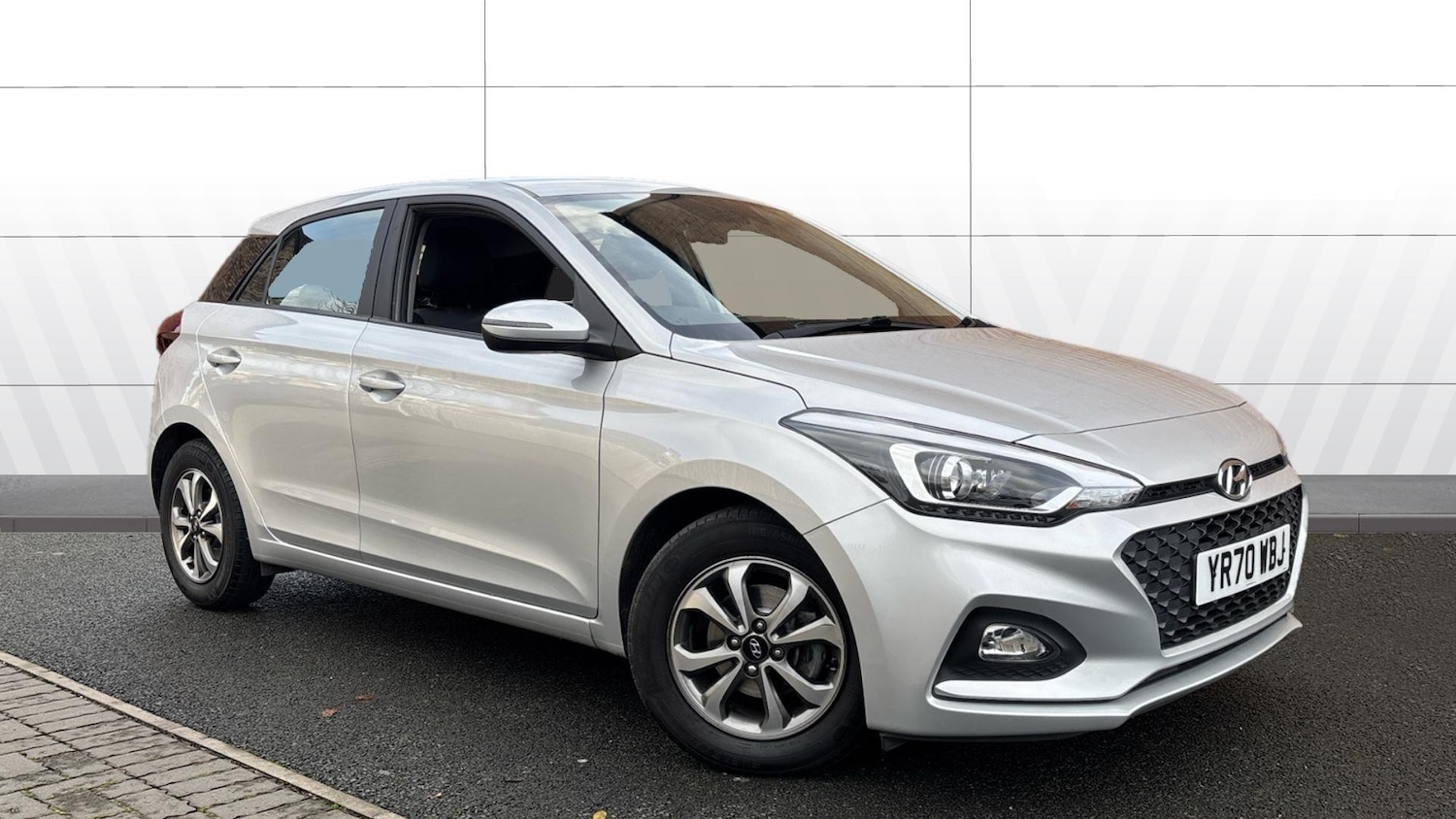 Used Hyundai i20 2020 for sale - 76576507: Photo 1