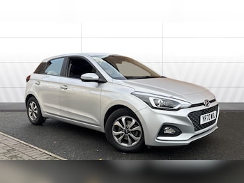 Used Hyundai i20 2020 for sale - 76576507: Photo