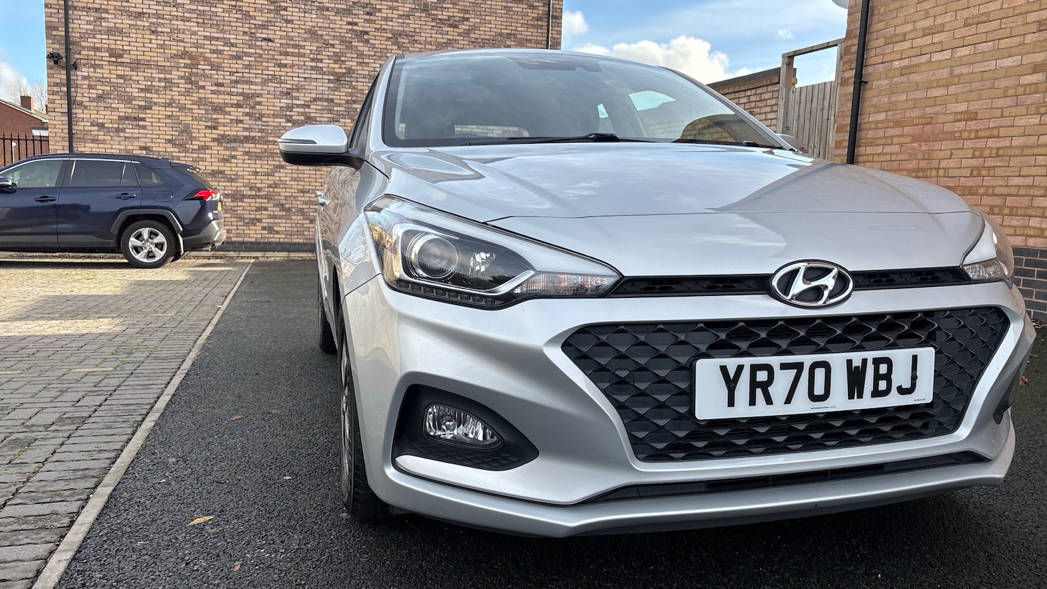 Used Hyundai i20 2020 for sale - 76576507: Photo 41