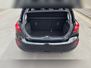 Used Ford Fiesta 2018 for sale - 78832009: Photo