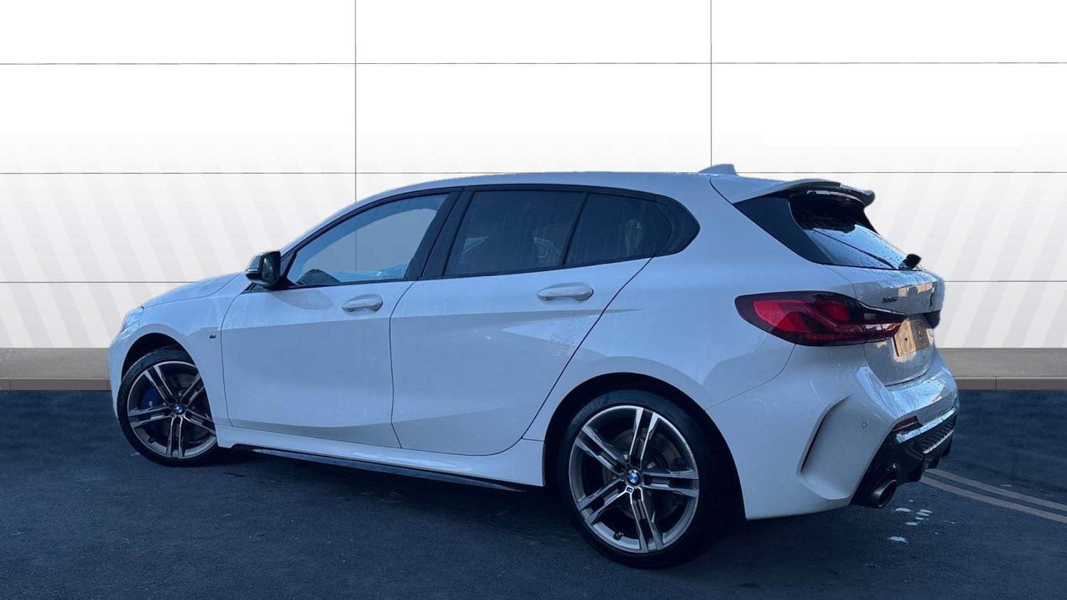 Used BMW 1 Series 2024 for sale - 76710011: Photo 2