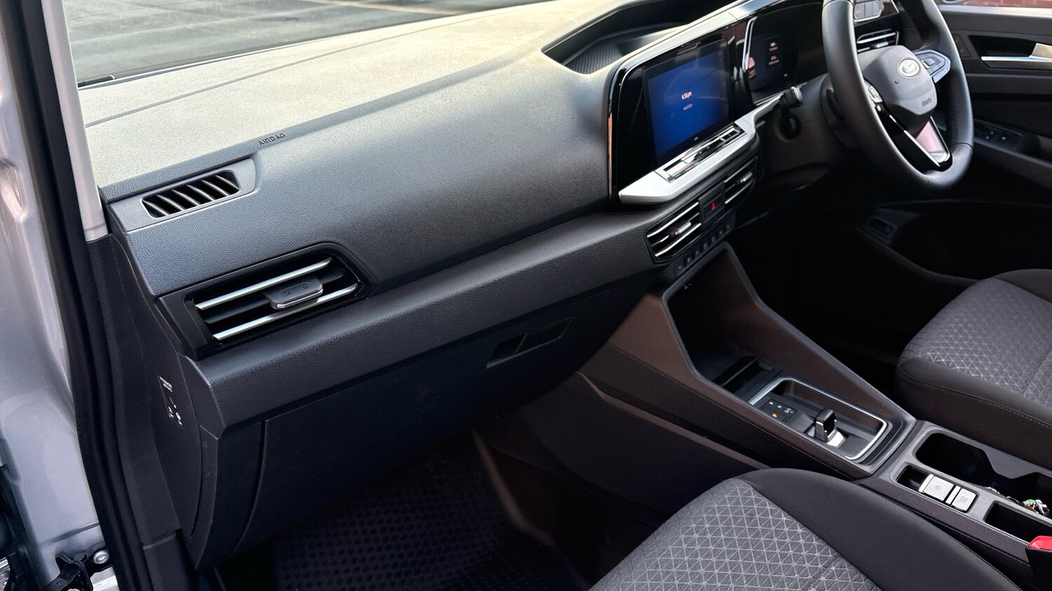 Used Ford Transit Connect 2025 for sale - 77779035: Photo 33