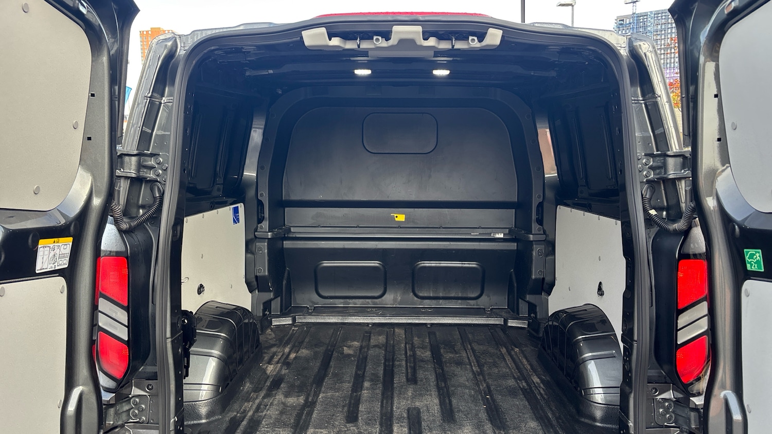 Used Ford Transit Custom 2025 for sale - 76450309: Photo 12