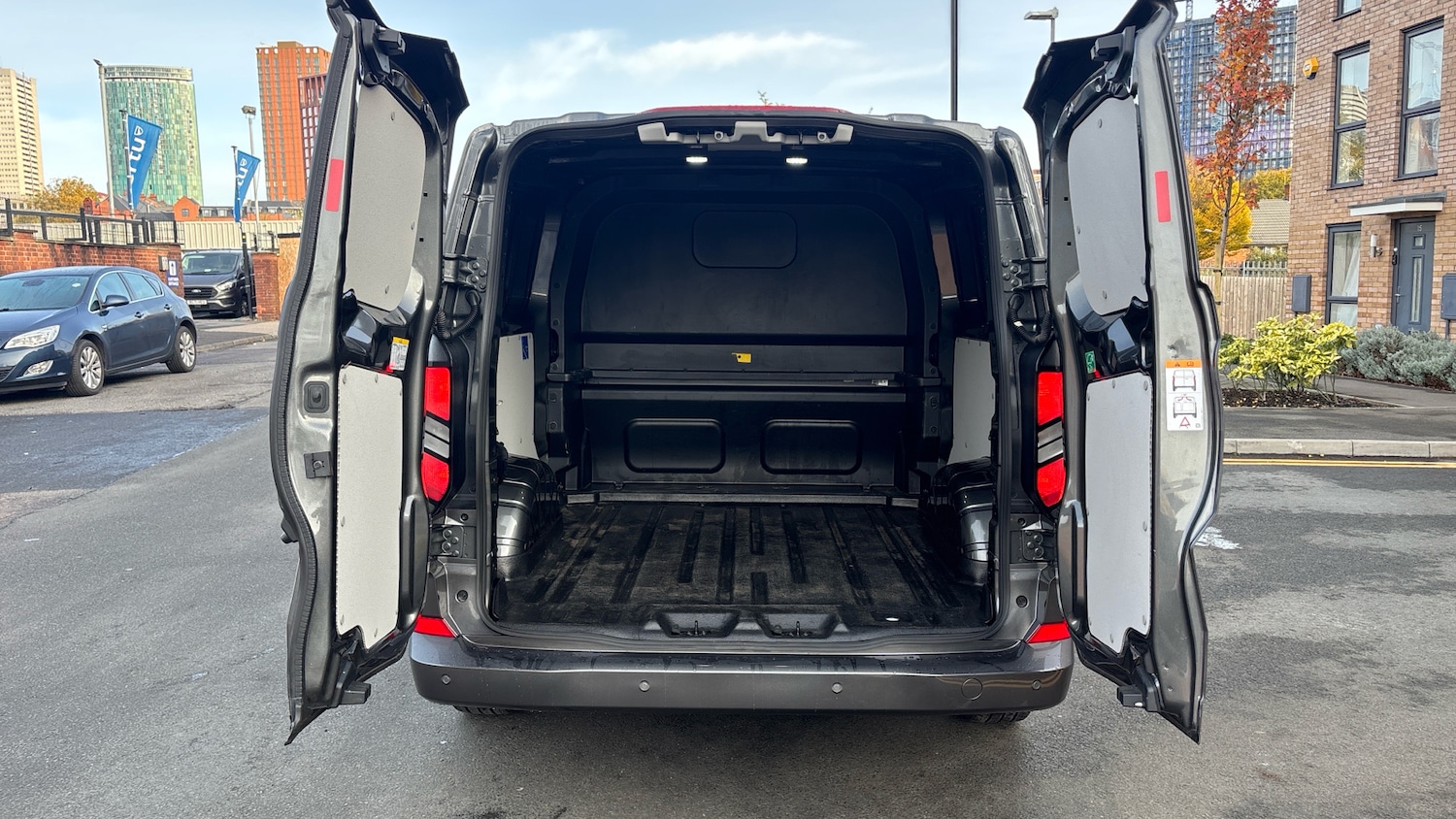 Used Ford Transit Custom 2025 for sale - 76450309: Photo 3