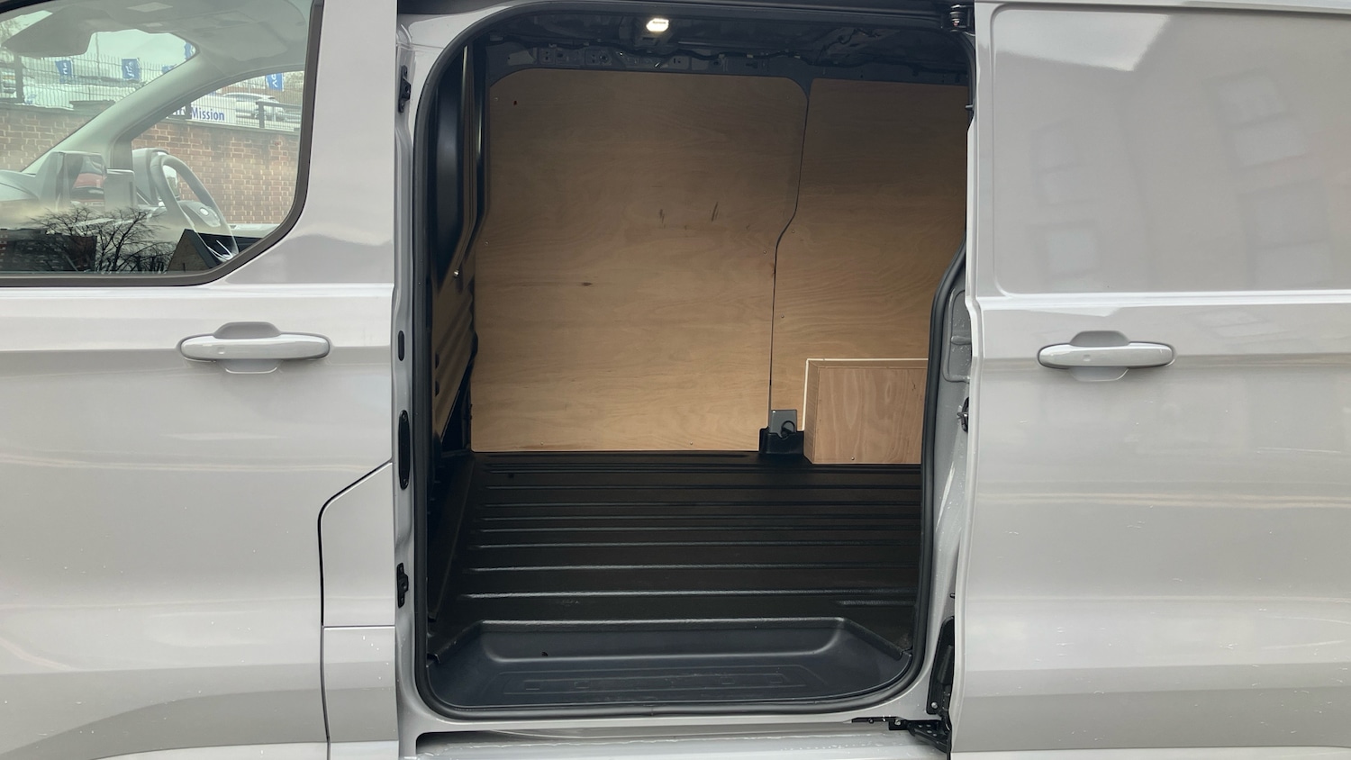 Used Ford Transit Custom 2025 for sale - 77228110: Photo 5