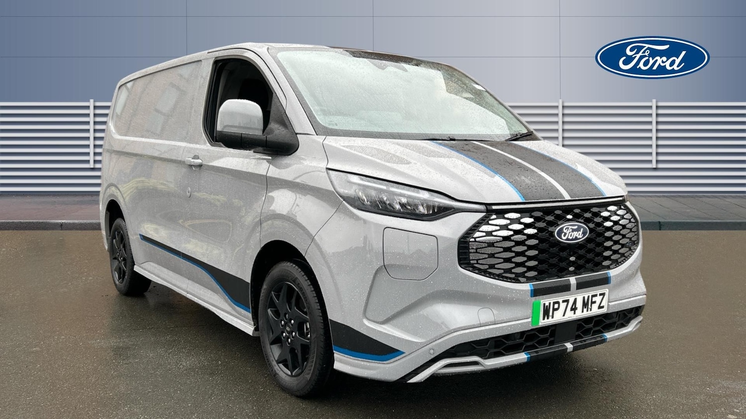 Used Ford Transit Custom 2024 for sale - 76979329: Photo 1