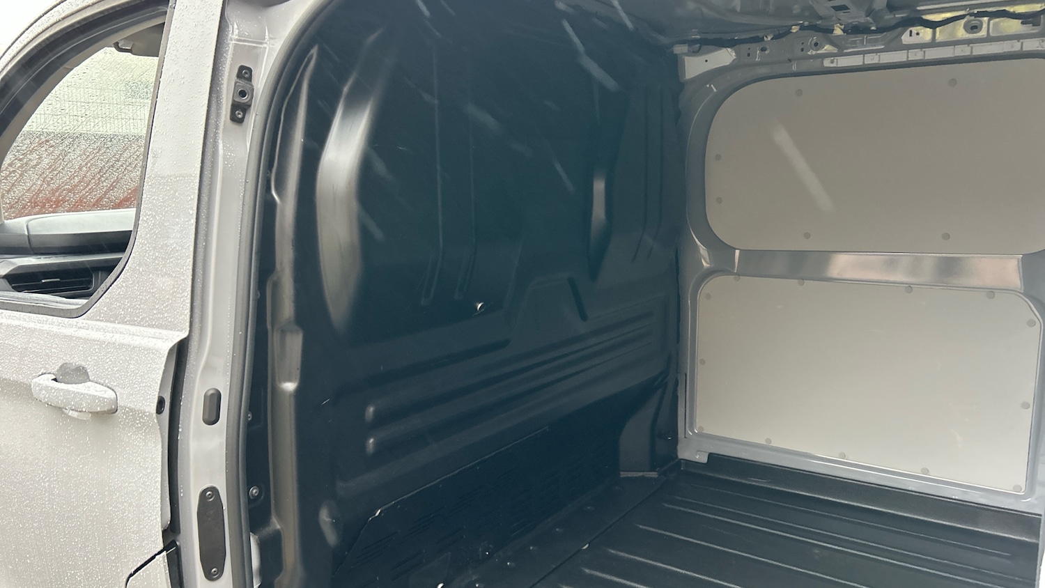 Used Ford Transit Custom 2024 for sale - 76979329: Photo 18