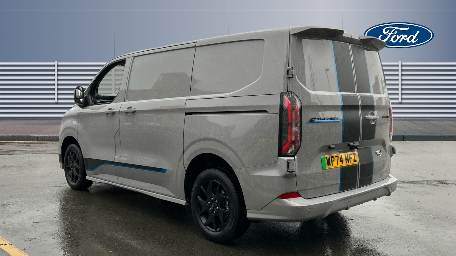 Used Ford Transit Custom 2024 for sale - 76979329: Photo 2