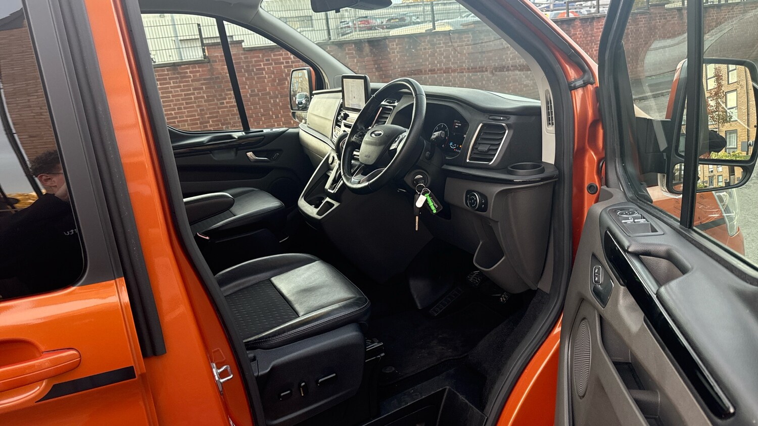 Used Ford Tourneo Custom 2020 for sale - 76598430: Photo 30