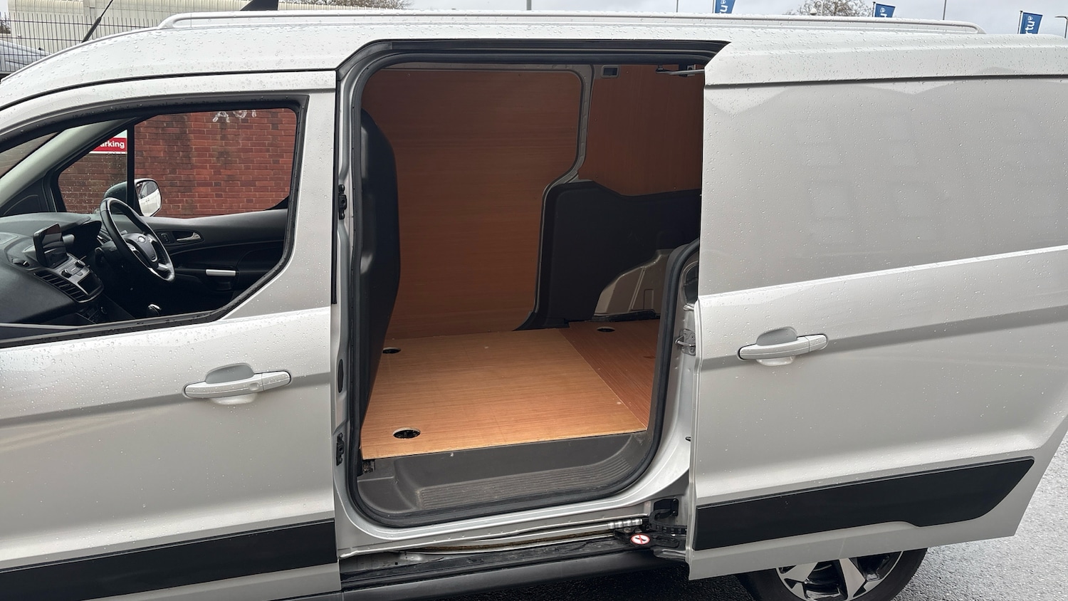 Used Ford Transit Connect 2024 for sale - 77046512: Photo 5