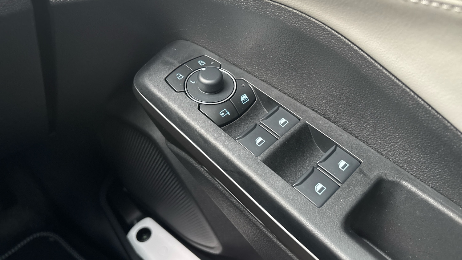 Used Ford Puma 2025 for sale - 77105169: Photo 32