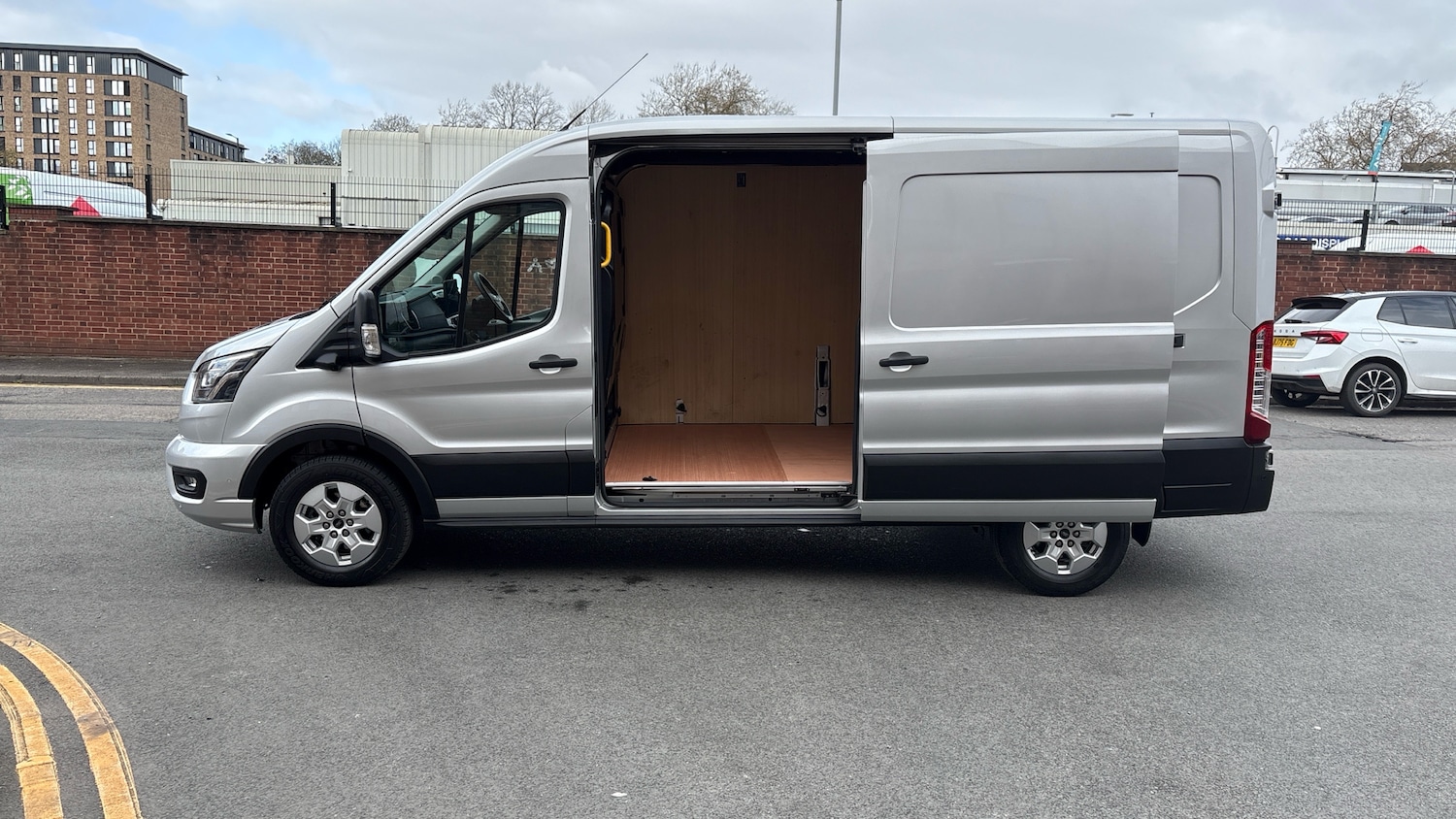 Used Ford Transit 2025 for sale - 78092536: Photo 36