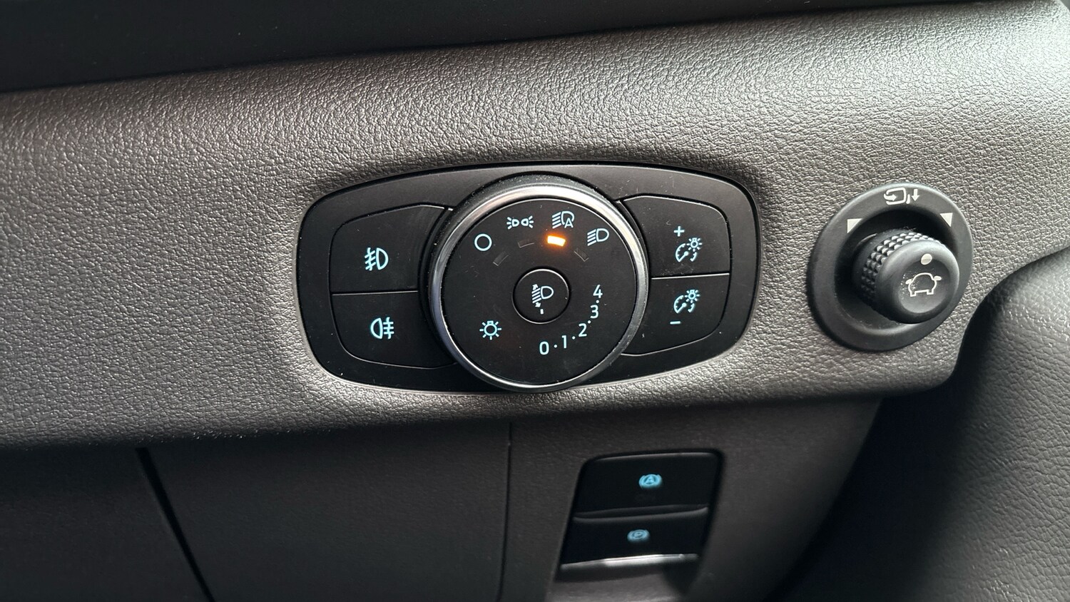 Used Ford Transit 2024 for sale - 76719204: Photo 27