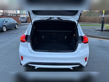 Used Ford Focus 2023 for sale - 77918415: Photo