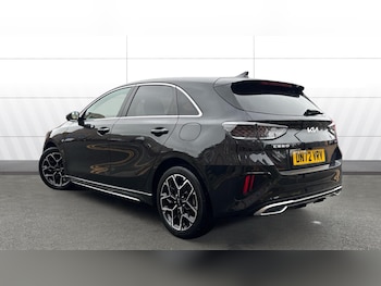 Used Kia Ceed 2022 for sale - 76233075: Photo 2