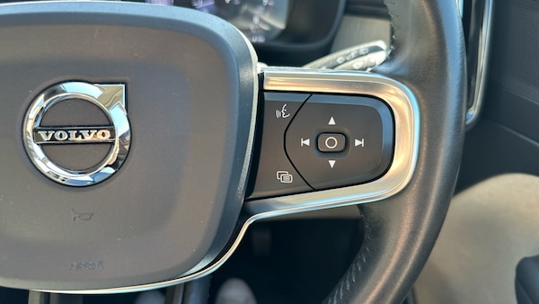 Used Volvo XC40 2020 for sale - 76274365: Photo 33