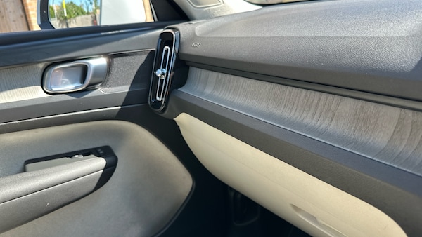 Used Volvo XC40 2020 for sale - 76274365: Photo 48