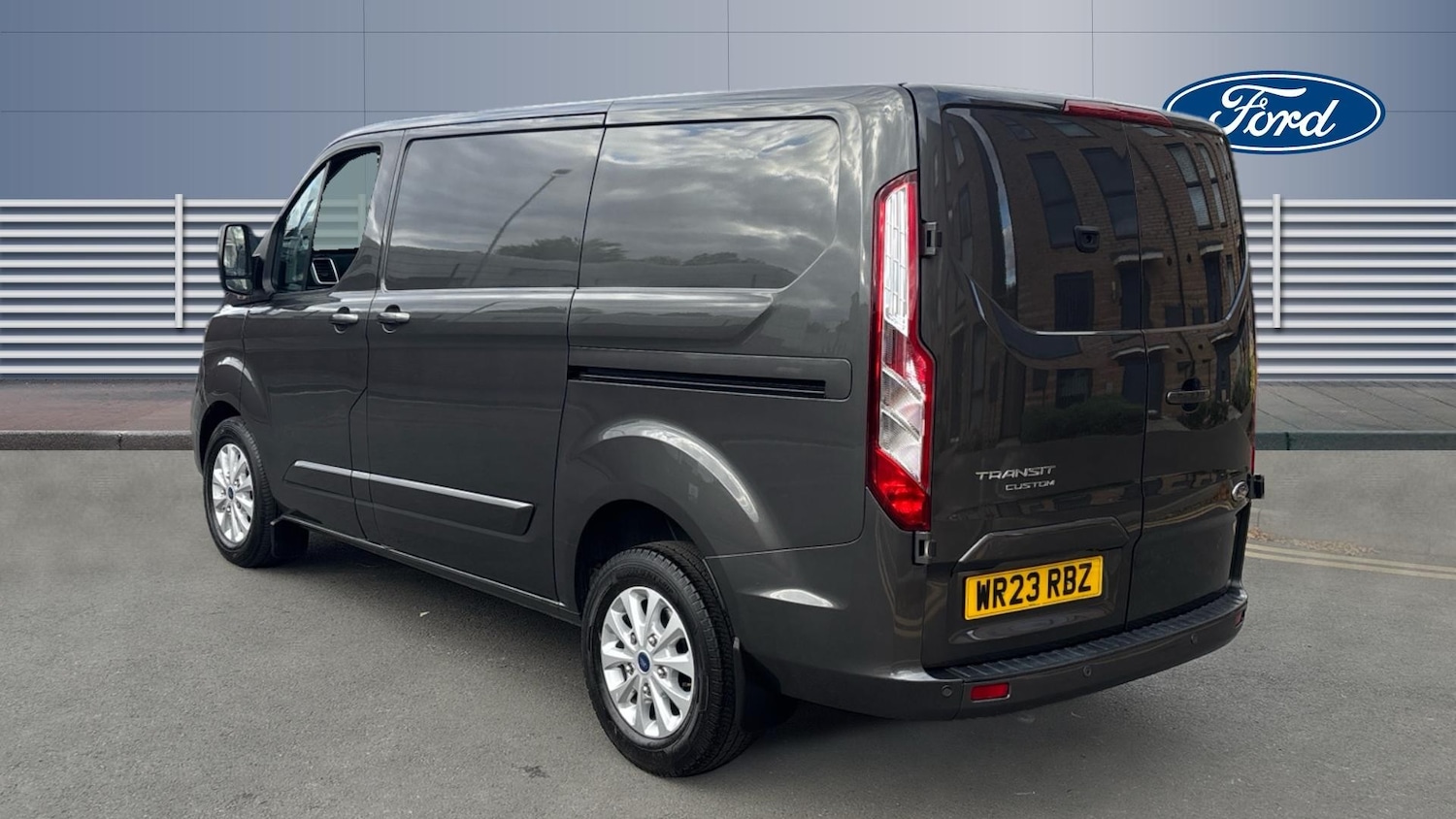 Used Ford Transit Custom 2023 for sale - 76127964: Photo 2