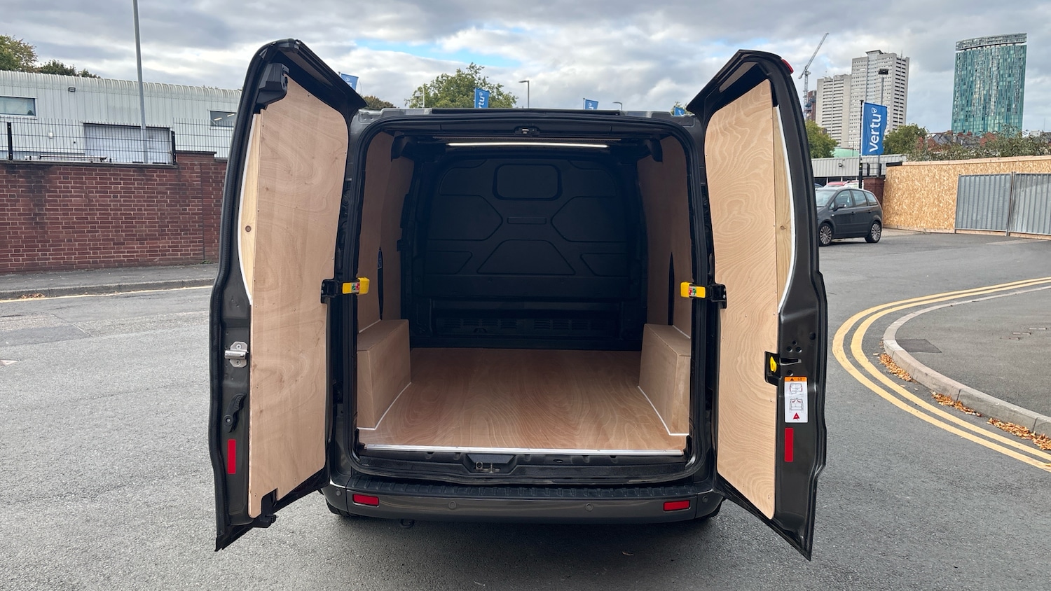 Used Ford Transit Custom 2023 for sale - 76127964: Photo 3