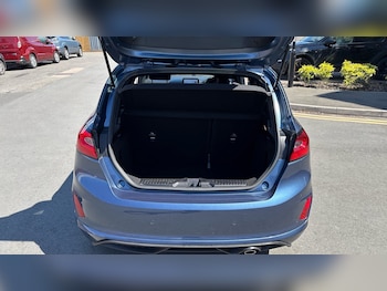 Used Ford Fiesta 2022 for sale - 75066690: Photo