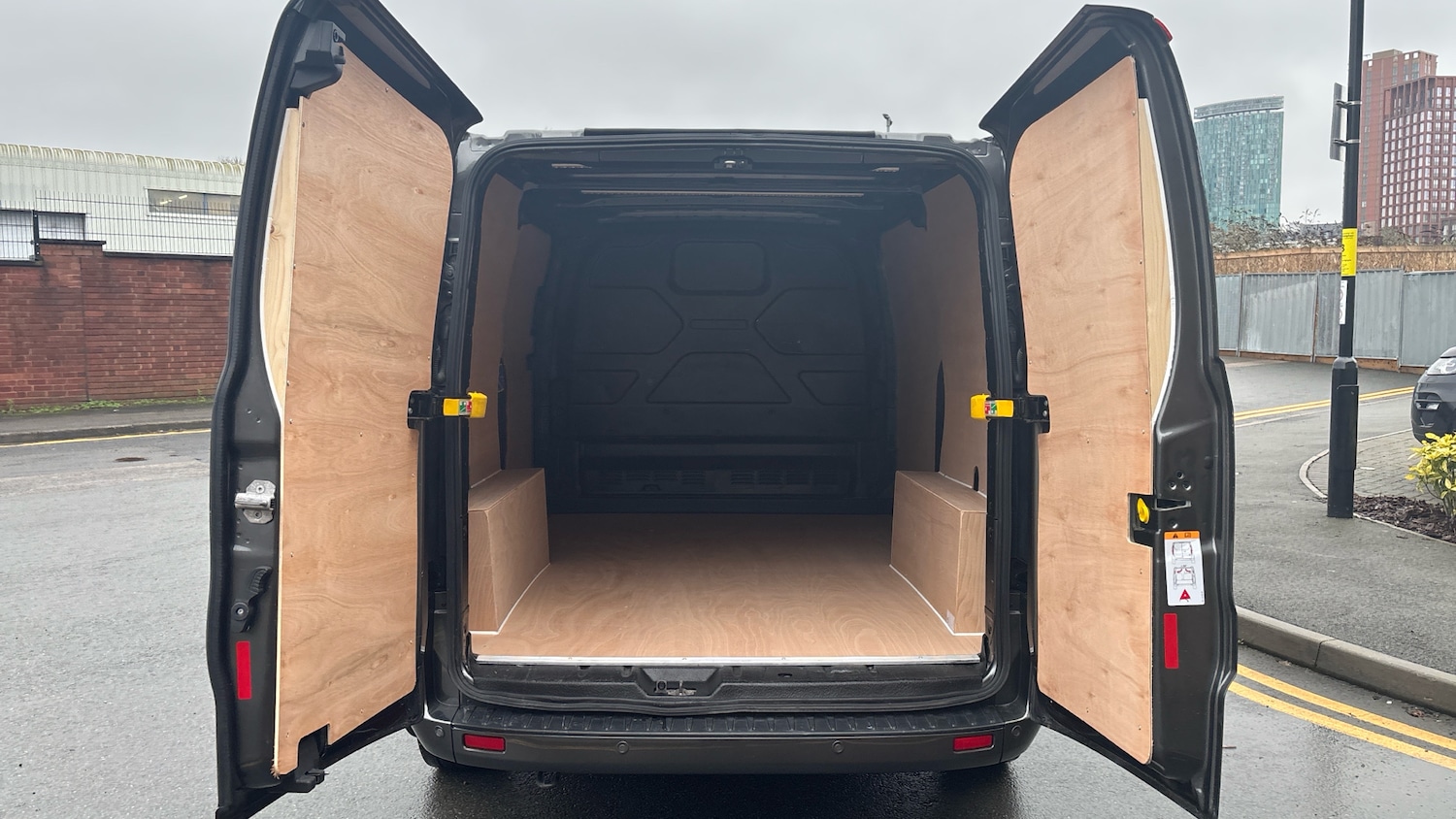 Used Ford Transit Custom 2023 for sale - 76980720: Photo 3