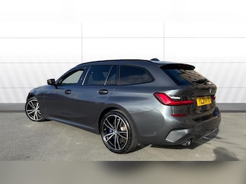 Used BMW 3 Series 2021 for sale - 76583149: Photo