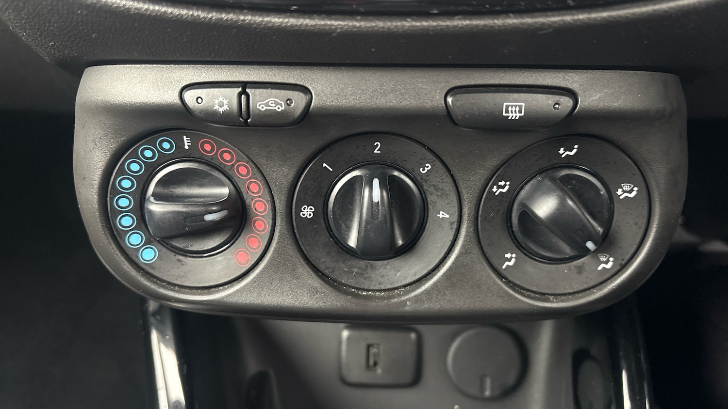 Used Vauxhall ADAM 2019 for sale - 77461554: Photo 24