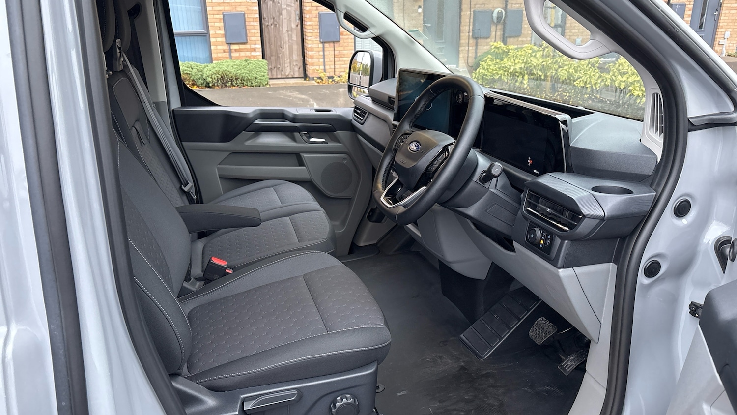 Used Ford Transit Custom 2025 for sale - 76477116: Photo 6